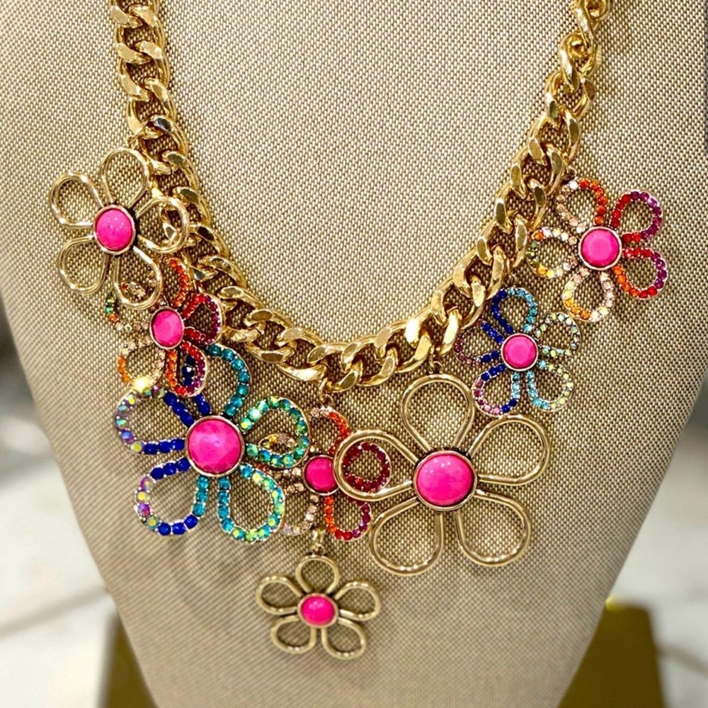 BETSEY JOHNSON Crystal Flower Necklace